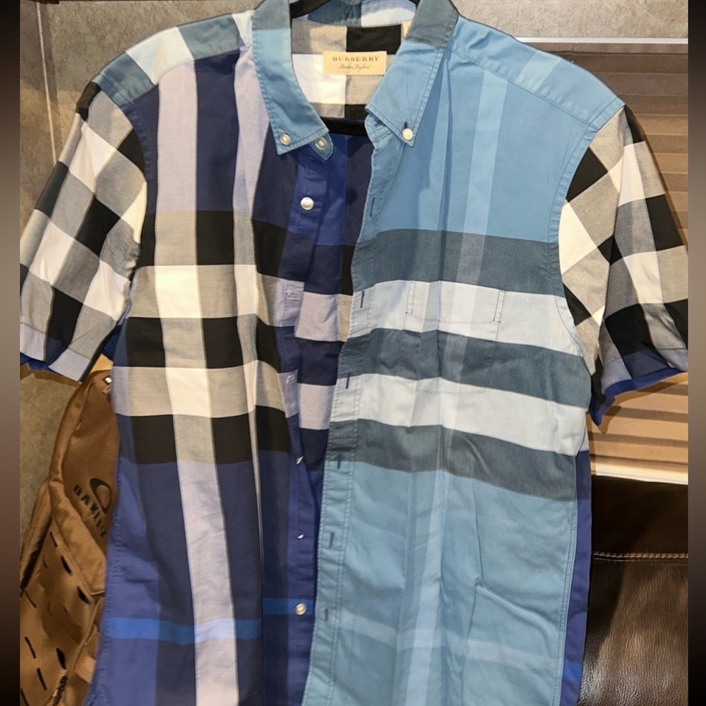 Burberry men’s polo